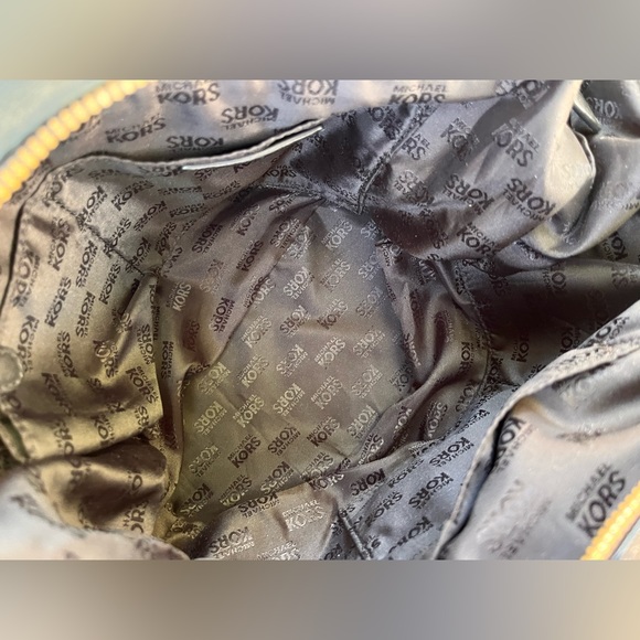 Michael Kors MD Tristan Black Leather Convertible Satchel - Picture 9 of 11